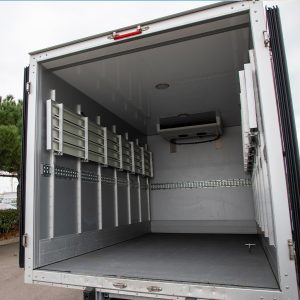 recubrimiento interior de camiones y furgones refrigerados con poliurea